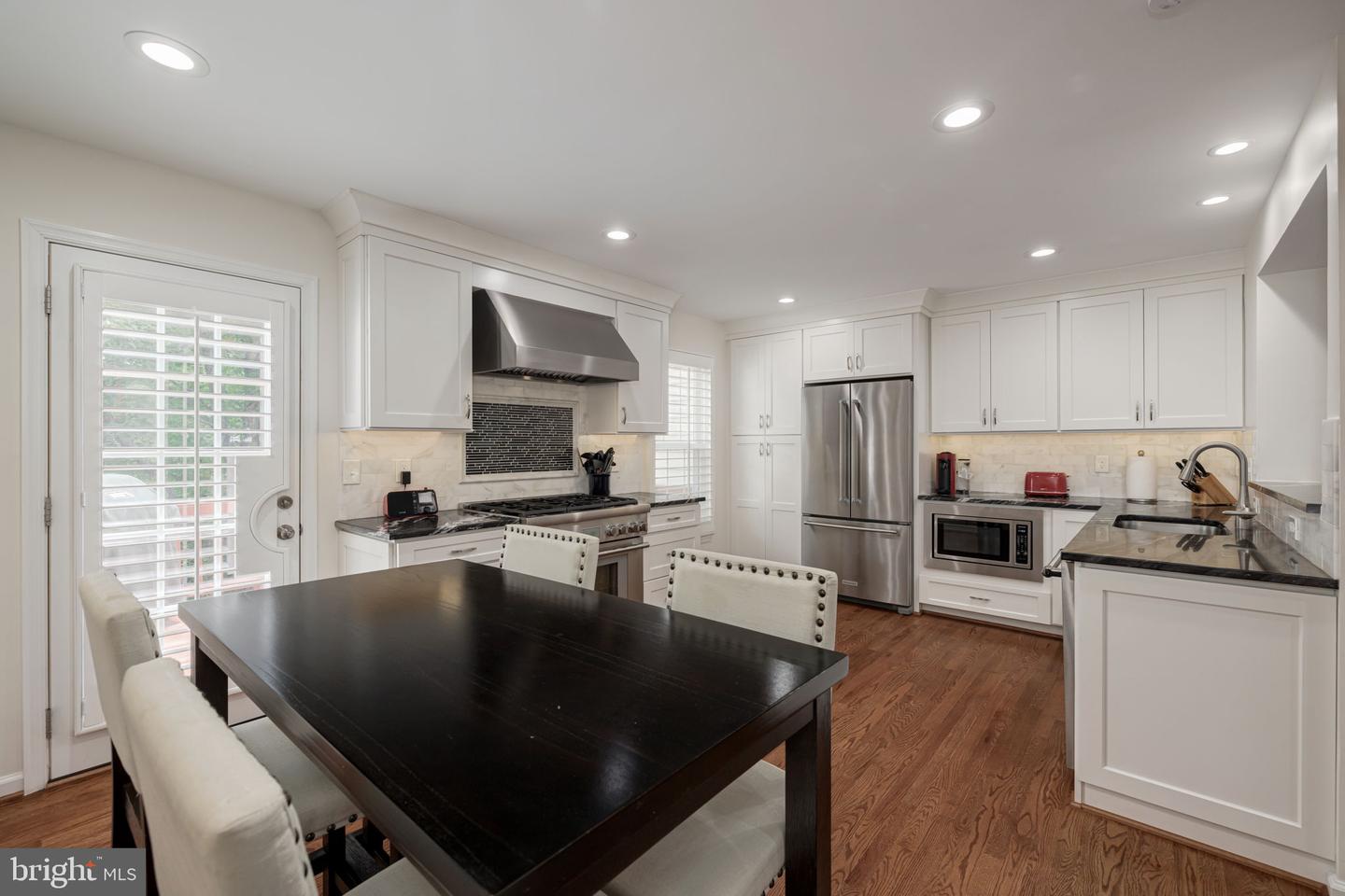 5209 DUNSTABLE LN, ALEXANDRIA, Virginia 22315, 3 Bedrooms Bedrooms, ,3 BathroomsBathrooms,Residential,For sale,5209 DUNSTABLE LN,VAFX2253732 MLS # VAFX2253732