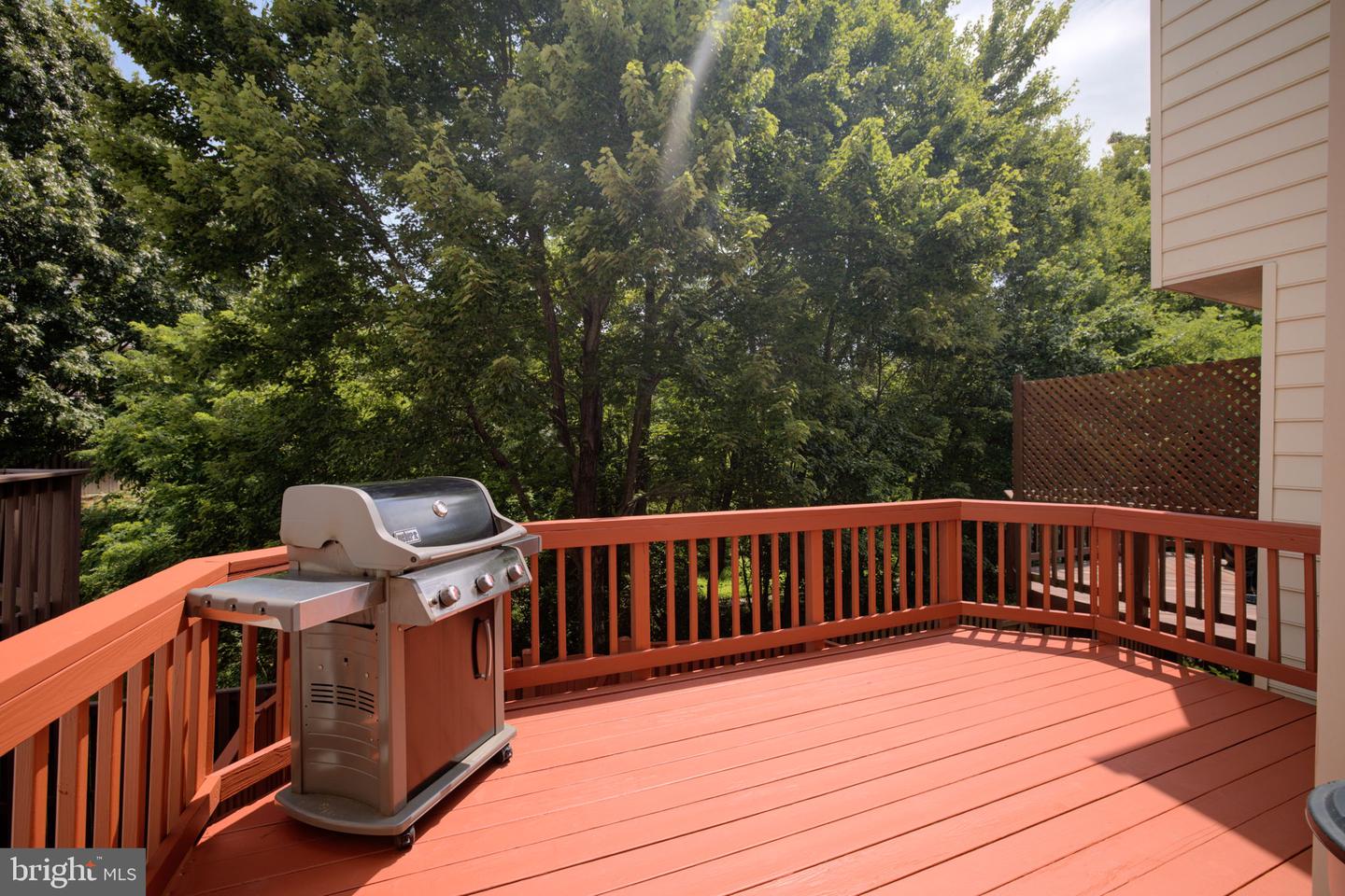 5209 DUNSTABLE LN, ALEXANDRIA, Virginia 22315, 3 Bedrooms Bedrooms, ,3 BathroomsBathrooms,Residential,For sale,5209 DUNSTABLE LN,VAFX2253732 MLS # VAFX2253732