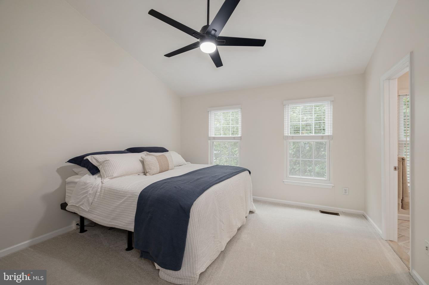 5209 DUNSTABLE LN, ALEXANDRIA, Virginia 22315, 3 Bedrooms Bedrooms, ,3 BathroomsBathrooms,Residential,For sale,5209 DUNSTABLE LN,VAFX2253732 MLS # VAFX2253732
