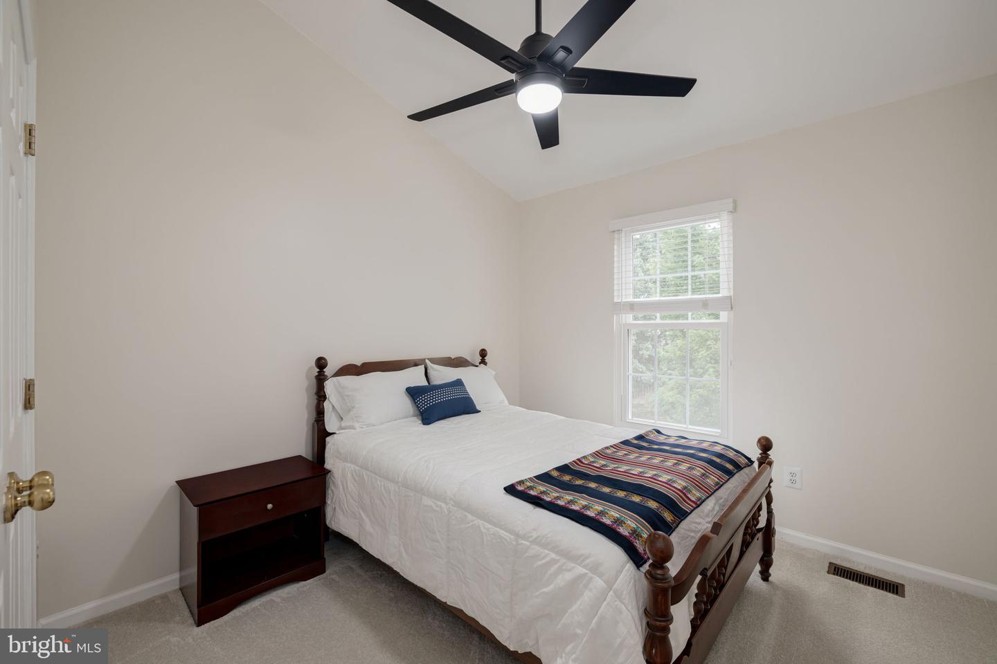 5209 DUNSTABLE LN, ALEXANDRIA, Virginia 22315, 3 Bedrooms Bedrooms, ,3 BathroomsBathrooms,Residential,For sale,5209 DUNSTABLE LN,VAFX2253732 MLS # VAFX2253732