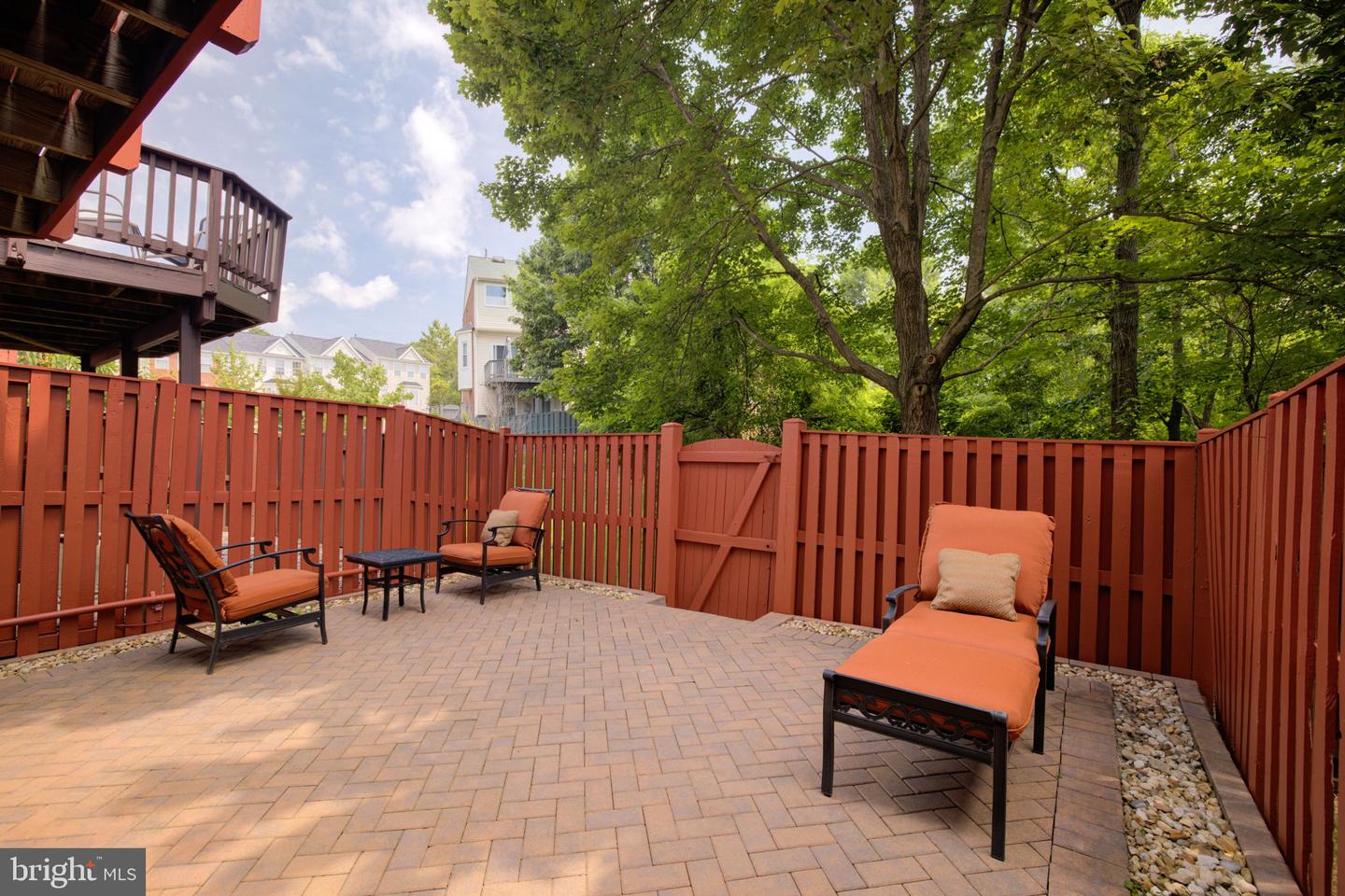 5209 DUNSTABLE LN, ALEXANDRIA, Virginia 22315, 3 Bedrooms Bedrooms, ,3 BathroomsBathrooms,Residential,For sale,5209 DUNSTABLE LN,VAFX2253732 MLS # VAFX2253732