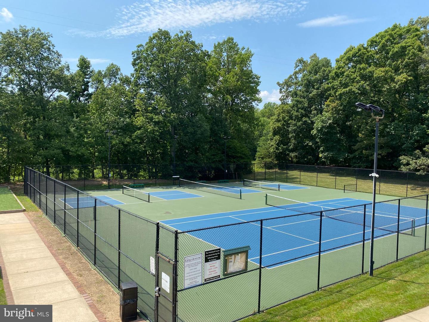 5209 DUNSTABLE LN, ALEXANDRIA, Virginia 22315, 3 Bedrooms Bedrooms, ,3 BathroomsBathrooms,Residential,For sale,5209 DUNSTABLE LN,VAFX2253732 MLS # VAFX2253732
