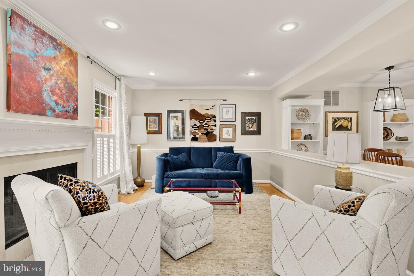 2546 S WALTER REED DR #B, ARLINGTON, Virginia 22206, 3 Bedrooms Bedrooms, ,3 BathroomsBathrooms,Residential,For sale,2546 S WALTER REED DR #B,VAAR2060294 MLS # VAAR2060294