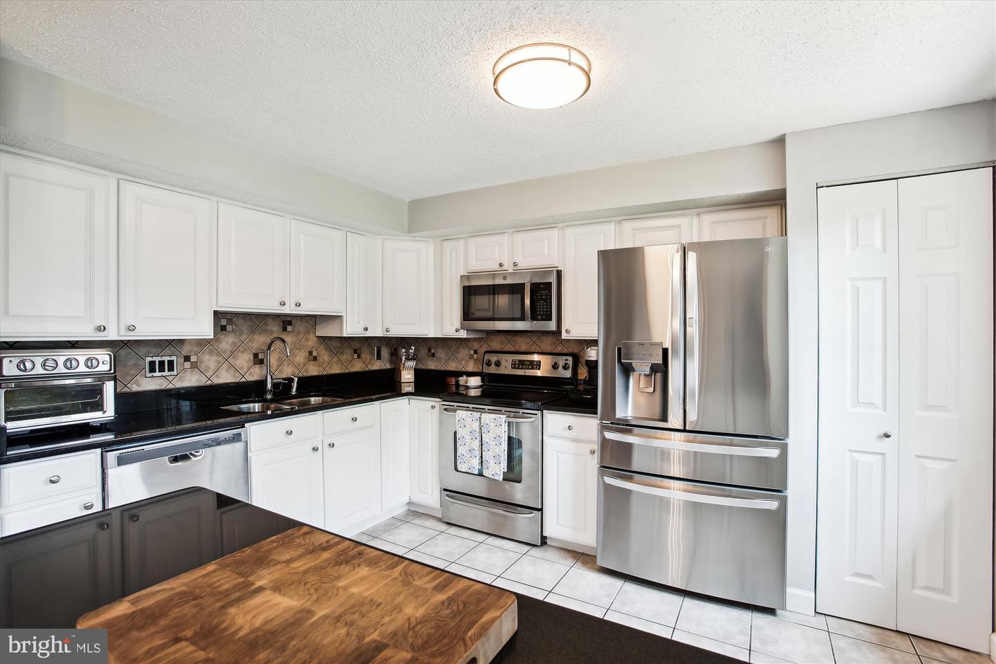 5231 PLEASURE COVE CT, ALEXANDRIA, Virginia 22315, 3 Bedrooms Bedrooms, ,2 BathroomsBathrooms,Residential,For sale,5231 PLEASURE COVE CT,VAFX2253766 MLS # VAFX2253766