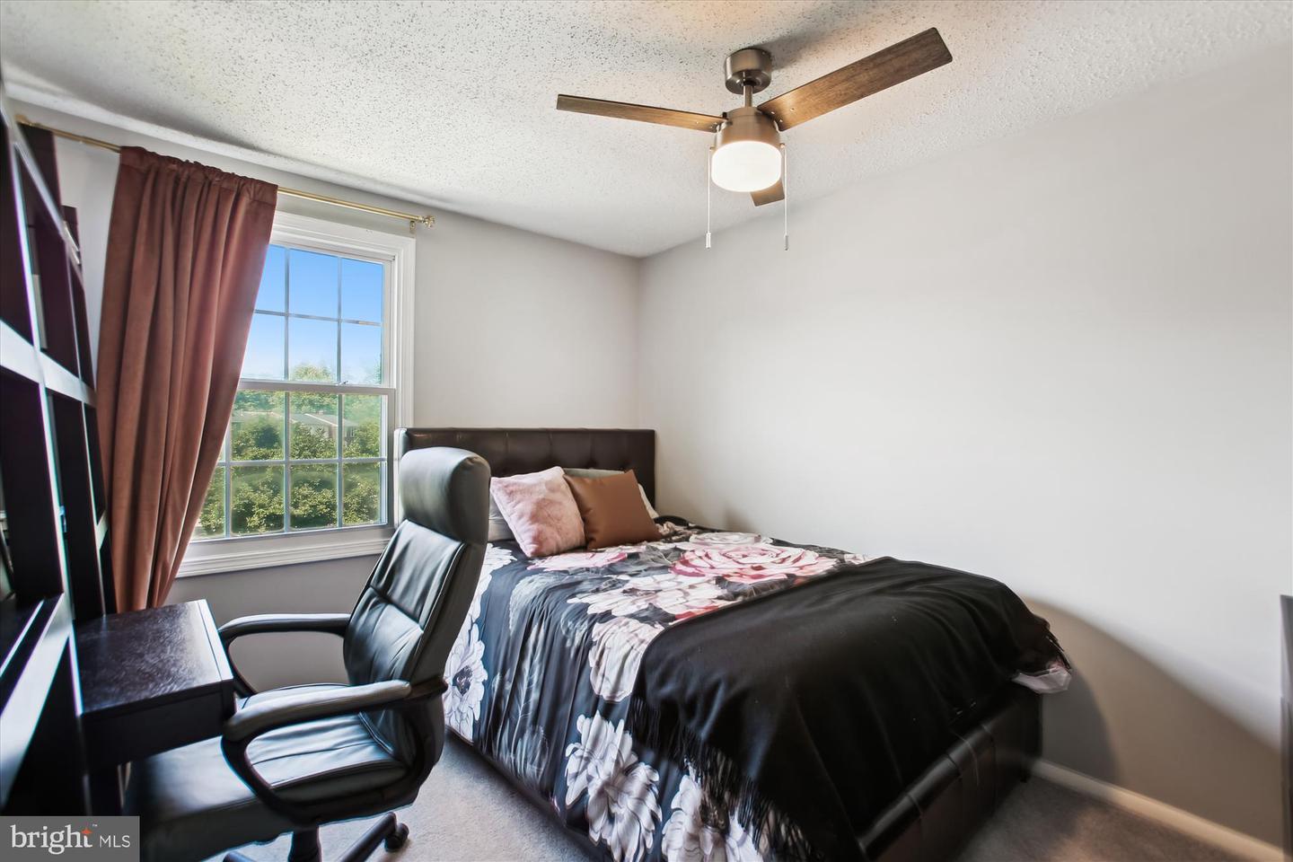 5231 PLEASURE COVE CT, ALEXANDRIA, Virginia 22315, 3 Bedrooms Bedrooms, ,2 BathroomsBathrooms,Residential,For sale,5231 PLEASURE COVE CT,VAFX2253766 MLS # VAFX2253766
