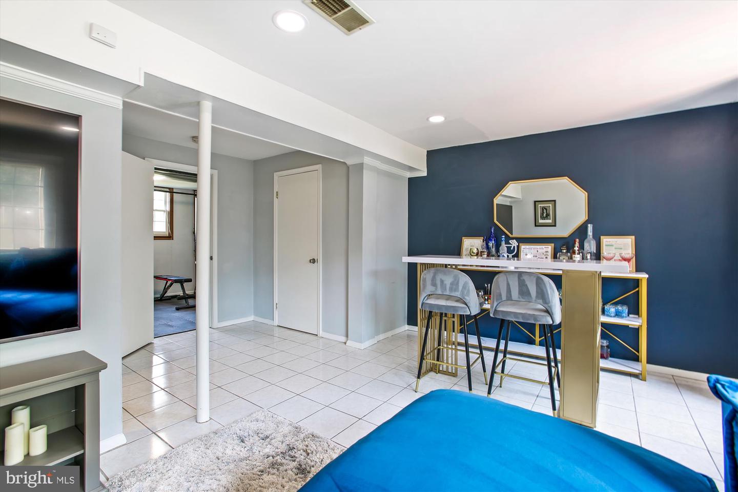 5231 PLEASURE COVE CT, ALEXANDRIA, Virginia 22315, 3 Bedrooms Bedrooms, ,2 BathroomsBathrooms,Residential,For sale,5231 PLEASURE COVE CT,VAFX2253766 MLS # VAFX2253766