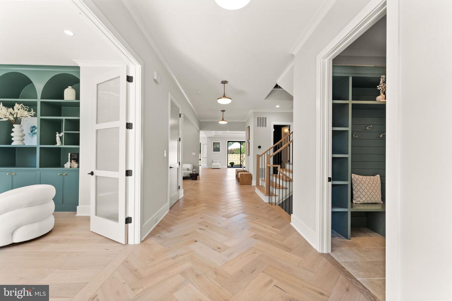 6602 FAIRLAWN DRIVE, MCLEAN, Virginia 22101, 7 Bedrooms Bedrooms, ,7 BathroomsBathrooms,Residential,For sale,6602 FAIRLAWN DRIVE,VAFX2165592 MLS # VAFX2165592