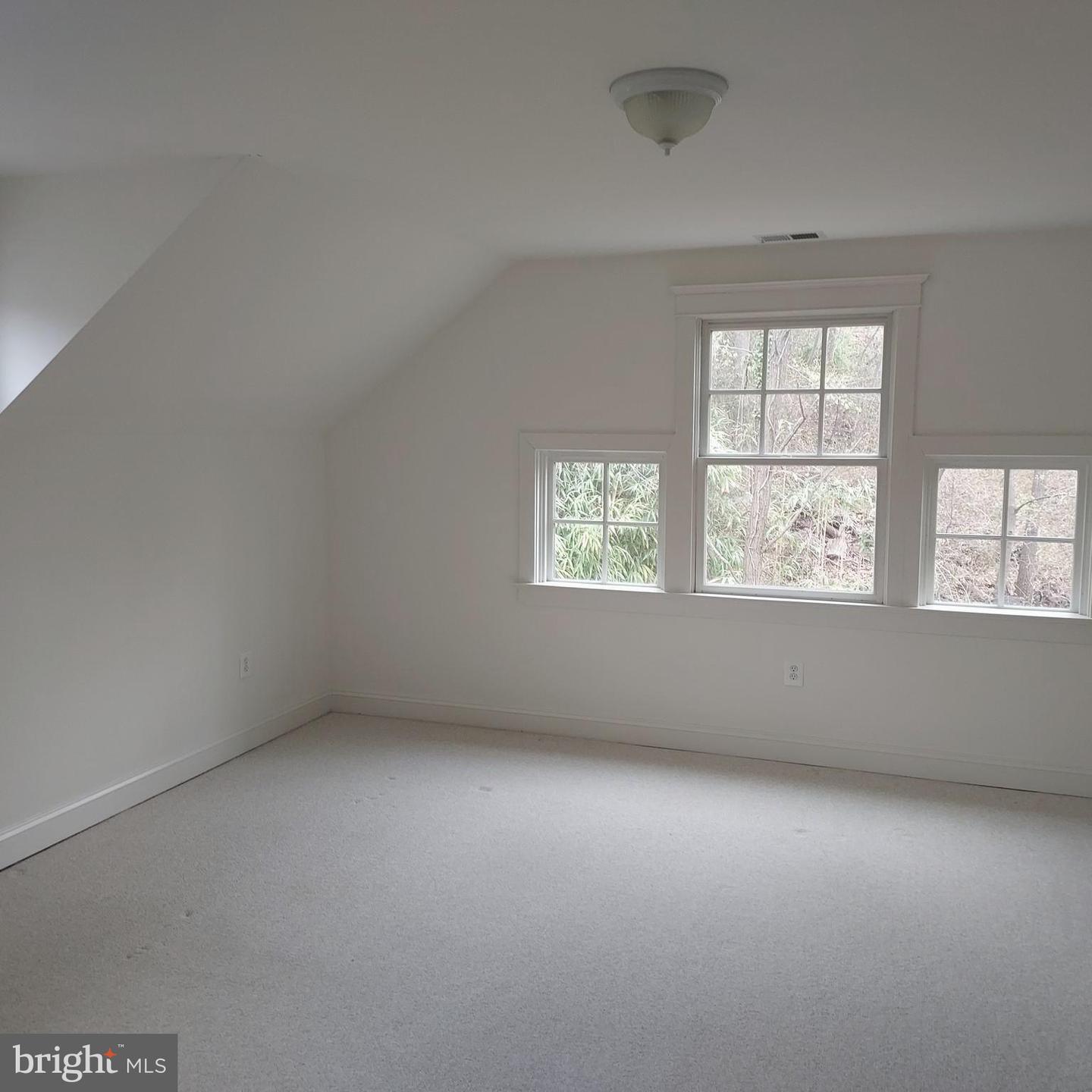 900 28TH ST S, ARLINGTON, Virginia 22202, 6 Bedrooms Bedrooms, ,5 BathroomsBathrooms,Residential,For sale,900 28TH ST S,VAAR2049954 MLS # VAAR2049954