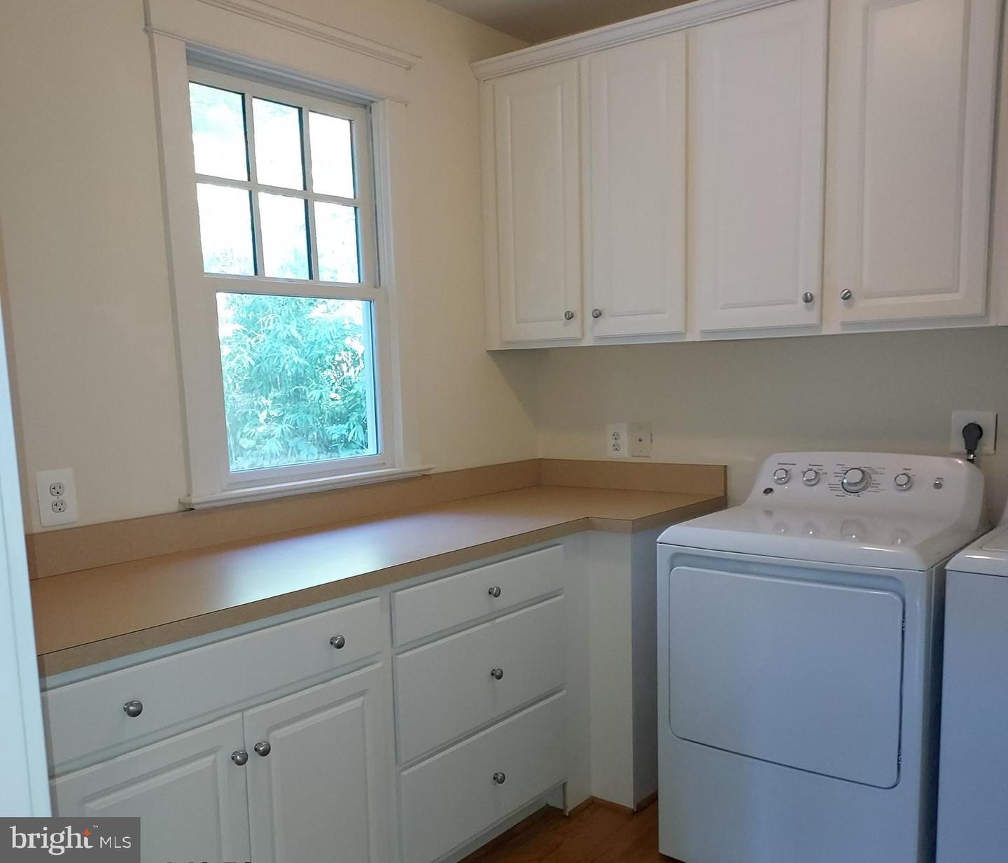 900 28TH ST S, ARLINGTON, Virginia 22202, 6 Bedrooms Bedrooms, ,5 BathroomsBathrooms,Residential,For sale,900 28TH ST S,VAAR2049954 MLS # VAAR2049954