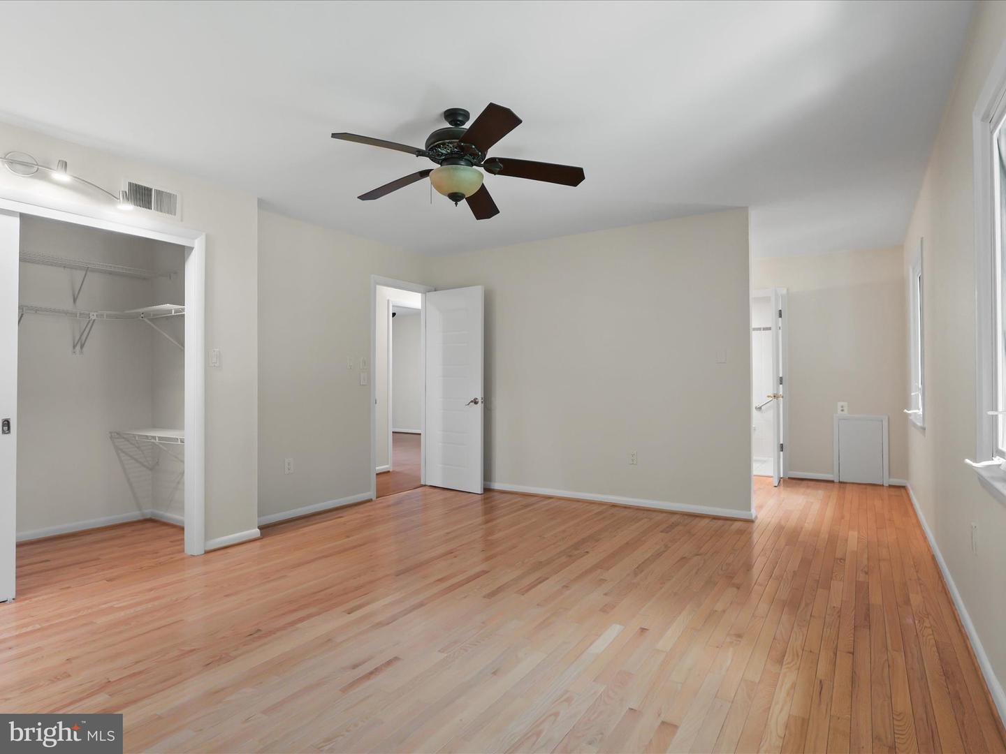 4100 DOWNING ST, ANNANDALE, Virginia 22003, 4 Bedrooms Bedrooms, ,3 BathroomsBathrooms,Residential,For sale,4100 DOWNING ST,VAFX2216726 MLS # VAFX2216726