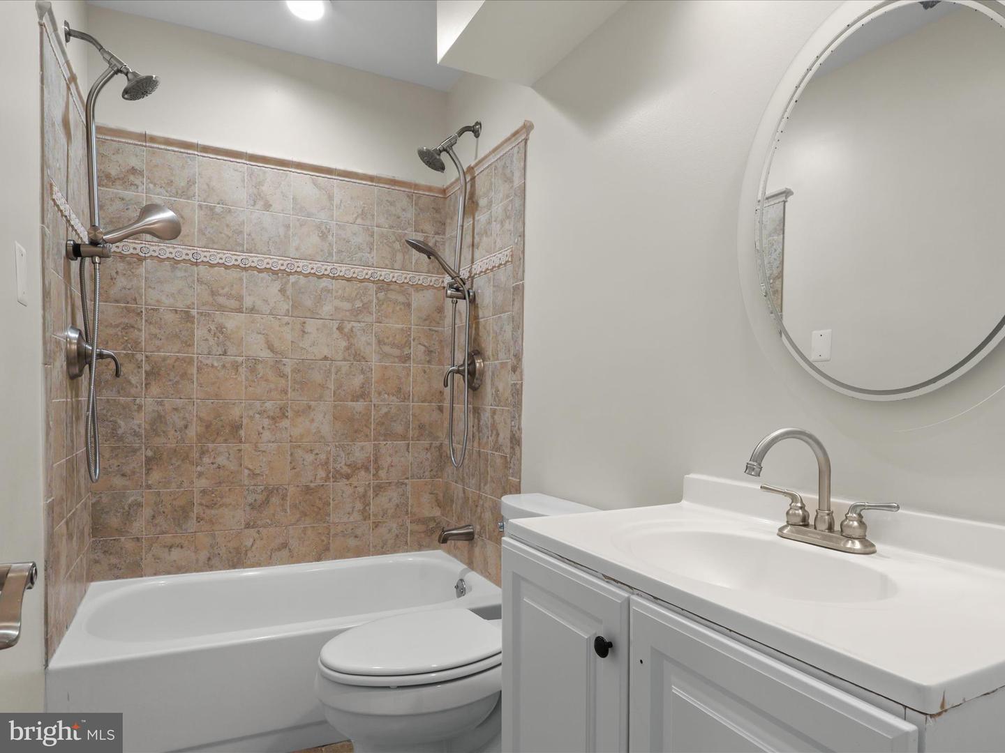 4100 DOWNING ST, ANNANDALE, Virginia 22003, 4 Bedrooms Bedrooms, ,3 BathroomsBathrooms,Residential,For sale,4100 DOWNING ST,VAFX2216726 MLS # VAFX2216726