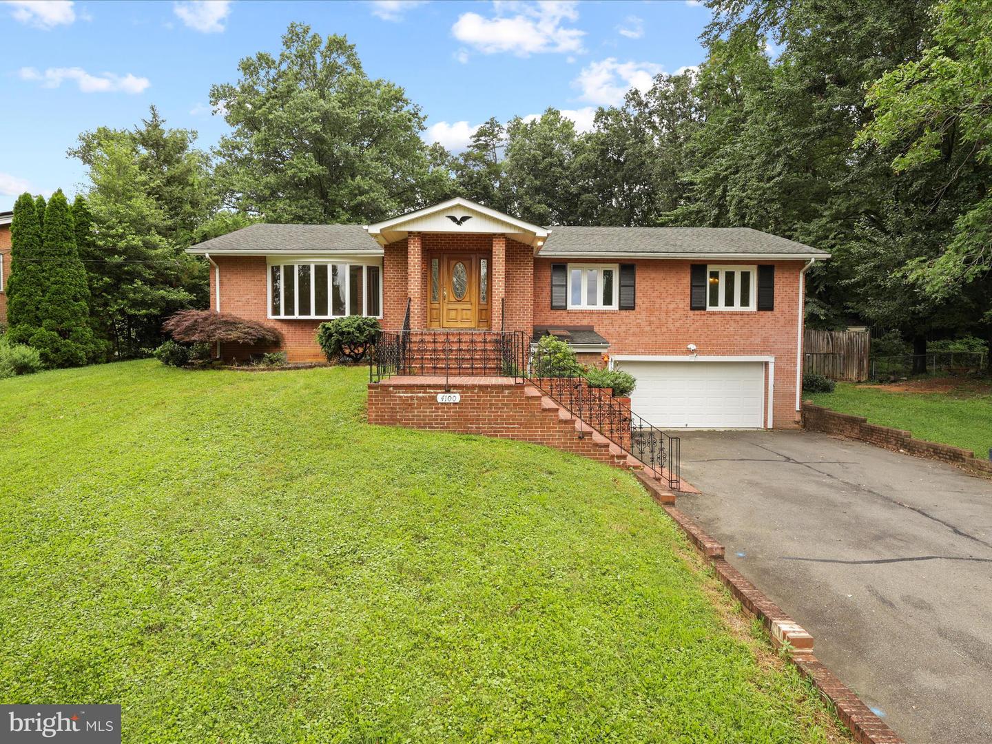 4100 DOWNING ST, ANNANDALE, Virginia 22003, 4 Bedrooms Bedrooms, ,3 BathroomsBathrooms,Residential,For sale,4100 DOWNING ST,VAFX2216726 MLS # VAFX2216726