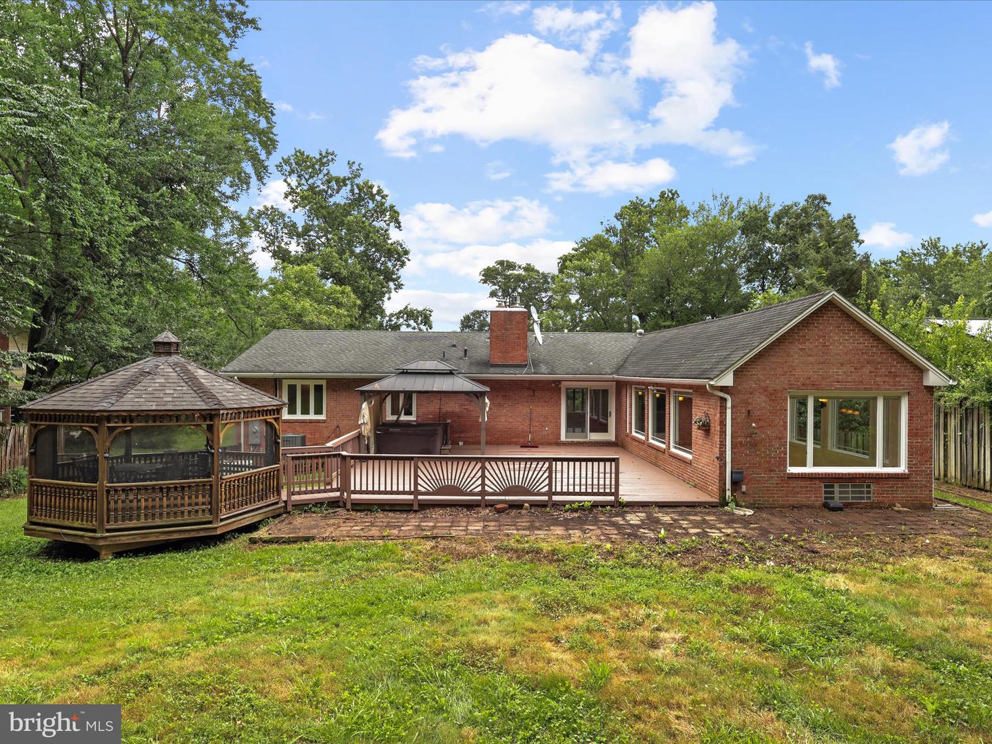 4100 DOWNING ST, ANNANDALE, Virginia 22003, 4 Bedrooms Bedrooms, ,3 BathroomsBathrooms,Residential,For sale,4100 DOWNING ST,VAFX2216726 MLS # VAFX2216726