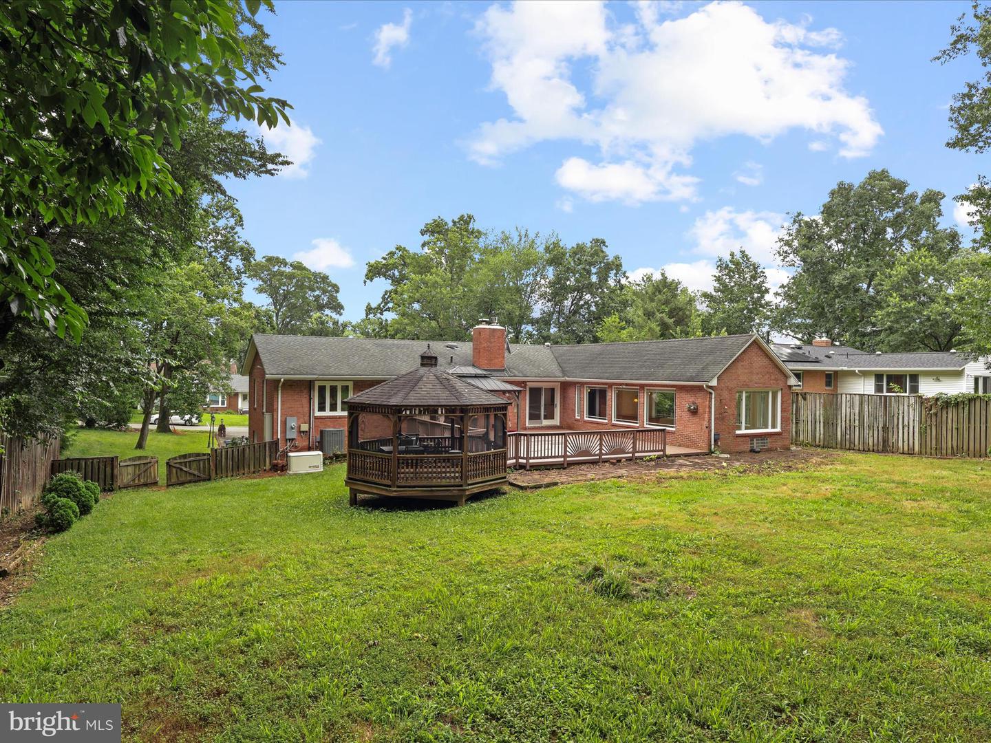 4100 DOWNING ST, ANNANDALE, Virginia 22003, 4 Bedrooms Bedrooms, ,3 BathroomsBathrooms,Residential,For sale,4100 DOWNING ST,VAFX2216726 MLS # VAFX2216726