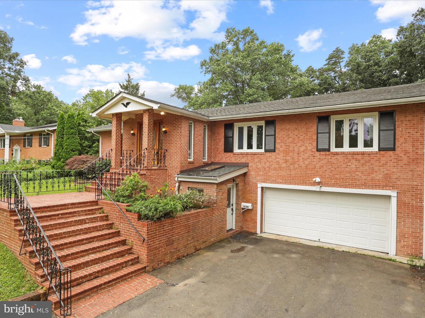 4100 DOWNING ST, ANNANDALE, Virginia 22003, 4 Bedrooms Bedrooms, ,3 BathroomsBathrooms,Residential,For sale,4100 DOWNING ST,VAFX2216726 MLS # VAFX2216726