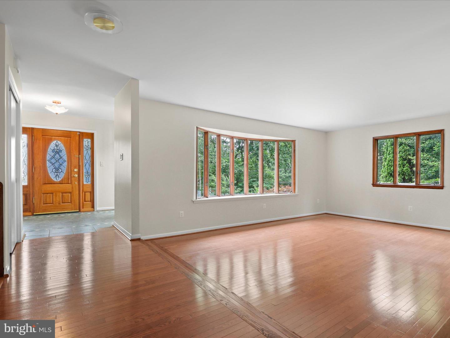 4100 DOWNING ST, ANNANDALE, Virginia 22003, 4 Bedrooms Bedrooms, ,3 BathroomsBathrooms,Residential,For sale,4100 DOWNING ST,VAFX2216726 MLS # VAFX2216726