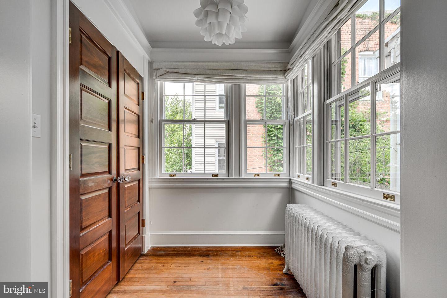1805 MONROE ST NW, WASHINGTON, District Of Columbia 20010, 5 Bedrooms Bedrooms, ,2 BathroomsBathrooms,Residential,For sale,1805 MONROE ST NW,DCDC2174422 MLS # DCDC2174422