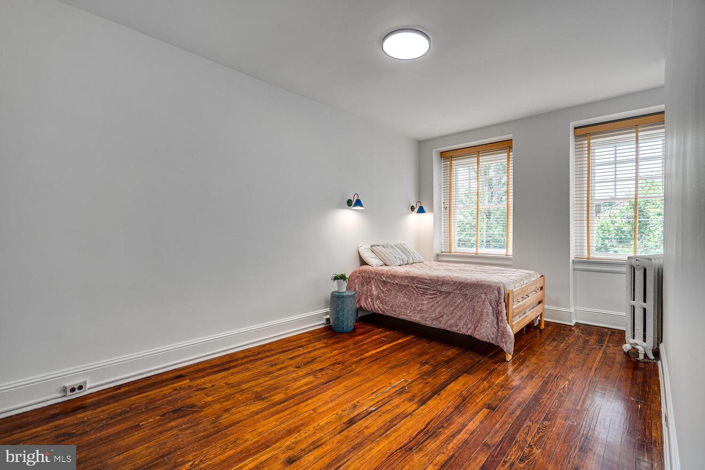 1805 MONROE ST NW, WASHINGTON, District Of Columbia 20010, 5 Bedrooms Bedrooms, ,2 BathroomsBathrooms,Residential,For sale,1805 MONROE ST NW,DCDC2174422 MLS # DCDC2174422