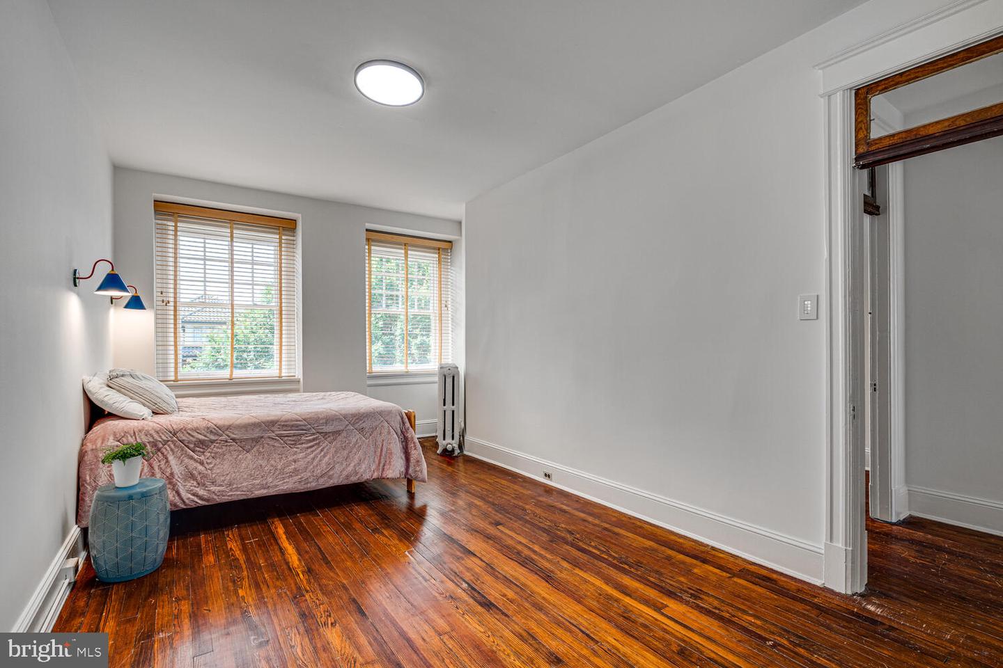1805 MONROE ST NW, WASHINGTON, District Of Columbia 20010, 5 Bedrooms Bedrooms, ,2 BathroomsBathrooms,Residential,For sale,1805 MONROE ST NW,DCDC2174422 MLS # DCDC2174422