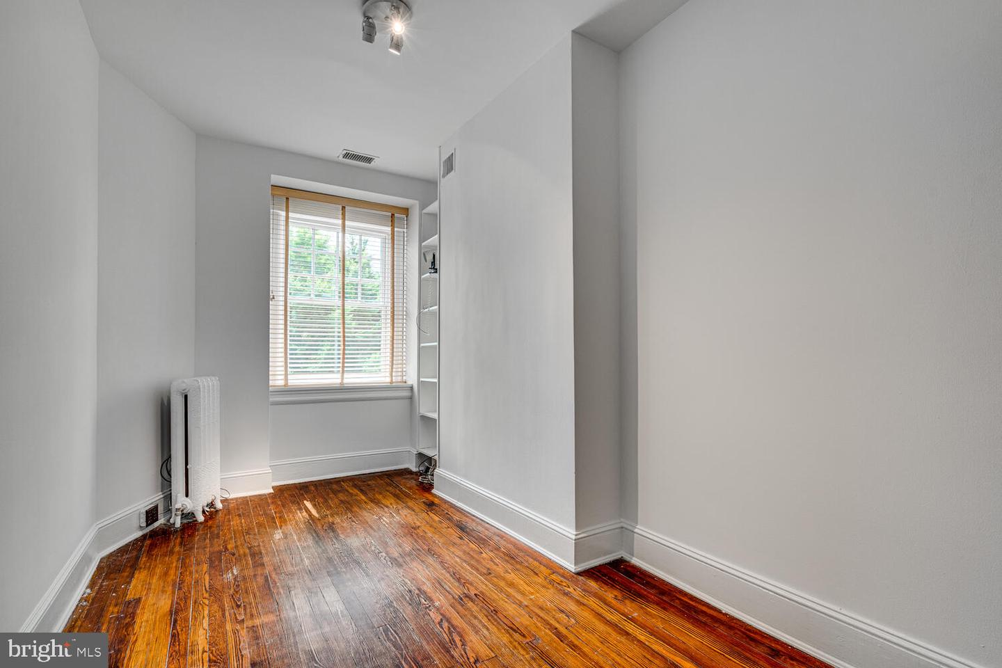 1805 MONROE ST NW, WASHINGTON, District Of Columbia 20010, 5 Bedrooms Bedrooms, ,2 BathroomsBathrooms,Residential,For sale,1805 MONROE ST NW,DCDC2174422 MLS # DCDC2174422