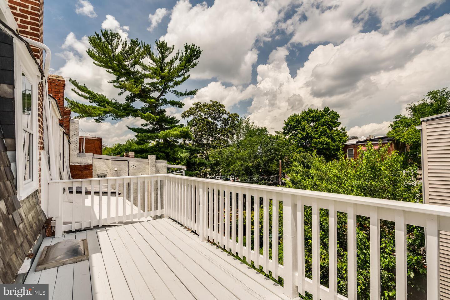 1805 MONROE ST NW, WASHINGTON, District Of Columbia 20010, 5 Bedrooms Bedrooms, ,2 BathroomsBathrooms,Residential,For sale,1805 MONROE ST NW,DCDC2174422 MLS # DCDC2174422