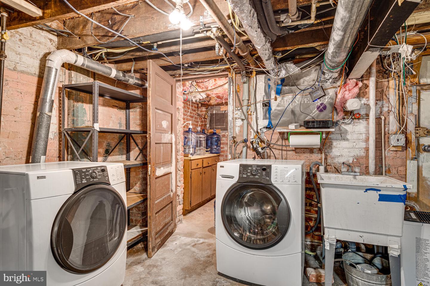 1805 MONROE ST NW, WASHINGTON, District Of Columbia 20010, 5 Bedrooms Bedrooms, ,2 BathroomsBathrooms,Residential,For sale,1805 MONROE ST NW,DCDC2174422 MLS # DCDC2174422