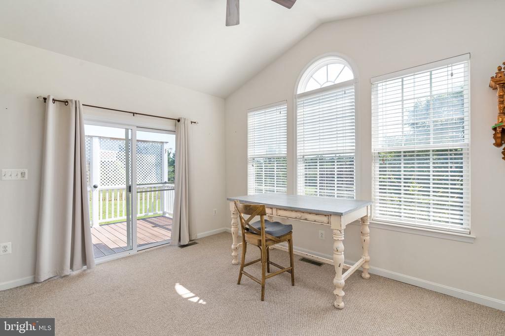 2011 CHESTERFIELD RD, LOCUST GROVE, Virginia 22508, 4 Bedrooms Bedrooms, ,3 BathroomsBathrooms,Residential,2011 CHESTERFIELD RD,VAOR2010012 MLS # VAOR2010012