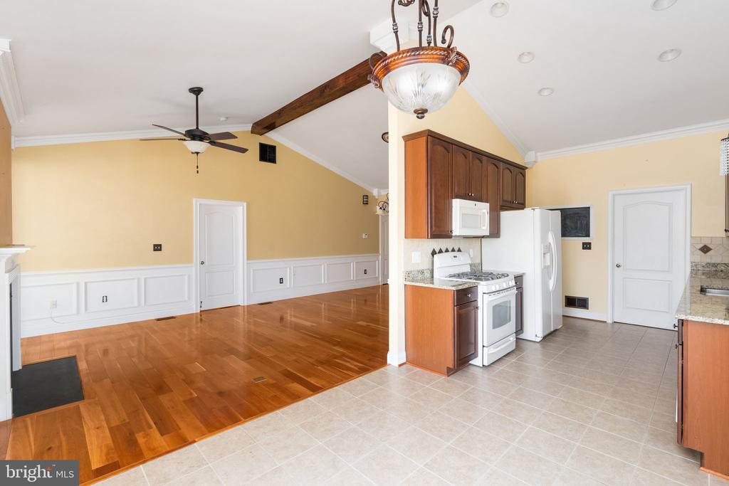 2011 CHESTERFIELD RD, LOCUST GROVE, Virginia 22508, 4 Bedrooms Bedrooms, ,3 BathroomsBathrooms,Residential,2011 CHESTERFIELD RD,VAOR2010012 MLS # VAOR2010012