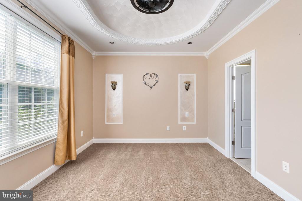 2011 CHESTERFIELD RD, LOCUST GROVE, Virginia 22508, 4 Bedrooms Bedrooms, ,3 BathroomsBathrooms,Residential,2011 CHESTERFIELD RD,VAOR2010012 MLS # VAOR2010012