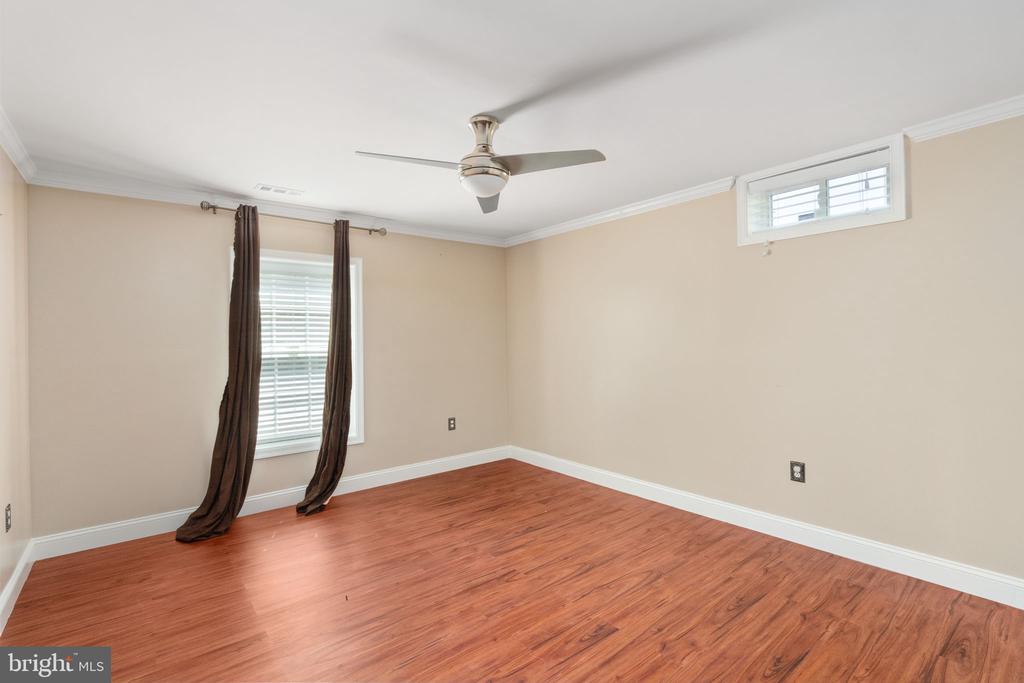 2011 CHESTERFIELD RD, LOCUST GROVE, Virginia 22508, 4 Bedrooms Bedrooms, ,3 BathroomsBathrooms,Residential,2011 CHESTERFIELD RD,VAOR2010012 MLS # VAOR2010012