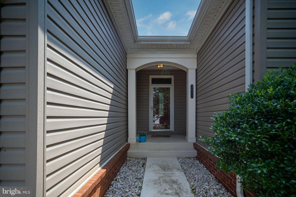 2011 CHESTERFIELD RD, LOCUST GROVE, Virginia 22508, 4 Bedrooms Bedrooms, ,3 BathroomsBathrooms,Residential,2011 CHESTERFIELD RD,VAOR2010012 MLS # VAOR2010012