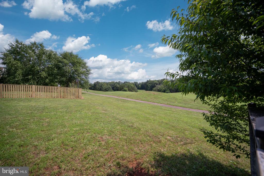 2011 CHESTERFIELD RD, LOCUST GROVE, Virginia 22508, 4 Bedrooms Bedrooms, ,3 BathroomsBathrooms,Residential,2011 CHESTERFIELD RD,VAOR2010012 MLS # VAOR2010012