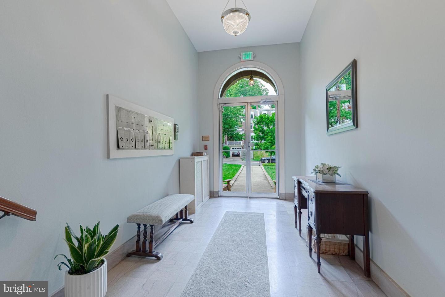 3026 PORTER ST NW #201, WASHINGTON, District Of Columbia 20008, 1 Bedroom Bedrooms, ,1 BathroomBathrooms,Residential,For sale,3026 PORTER ST NW #201,DCDC2189926 MLS # DCDC2189926