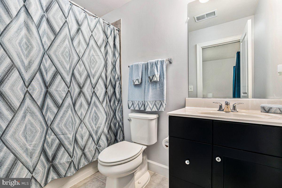 6210 QUINNS CREEK DR, HAYMARKET, Virginia 20169, 3 Bedrooms Bedrooms, ,3 BathroomsBathrooms,Residential,For sale,6210 QUINNS CREEK DR,VAPW2089868 MLS # VAPW2089868