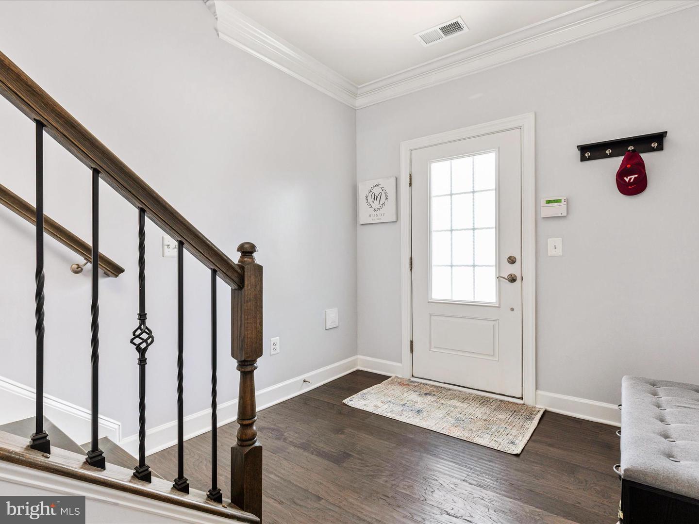 6210 QUINNS CREEK DR, HAYMARKET, Virginia 20169, 3 Bedrooms Bedrooms, ,3 BathroomsBathrooms,Residential,For sale,6210 QUINNS CREEK DR,VAPW2089868 MLS # VAPW2089868