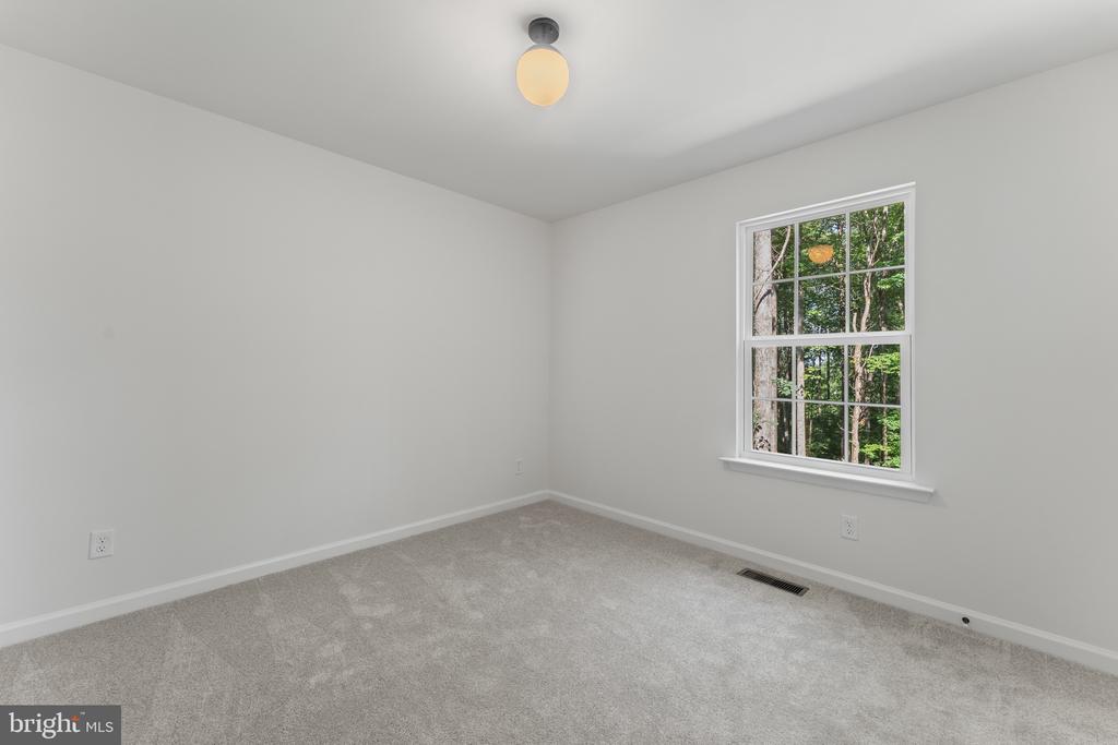 13235 SCOTTS MILL DR, CULPEPER, Virginia 22701, 5 Bedrooms Bedrooms, ,3 BathroomsBathrooms,Residential,13235 SCOTTS MILL DR,VACU2010974 MLS # VACU2010974