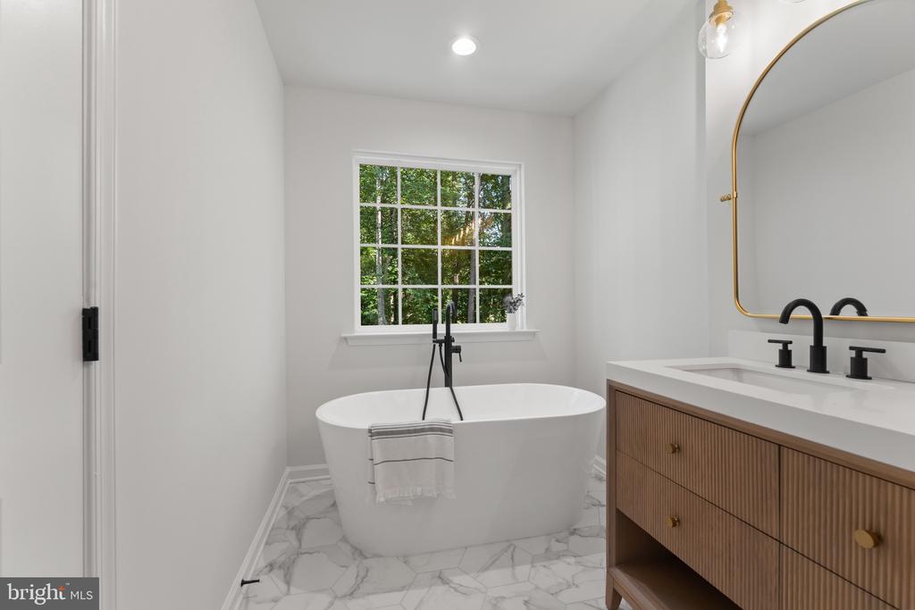 13235 SCOTTS MILL DR, CULPEPER, Virginia 22701, 5 Bedrooms Bedrooms, ,3 BathroomsBathrooms,Residential,13235 SCOTTS MILL DR,VACU2010974 MLS # VACU2010974
