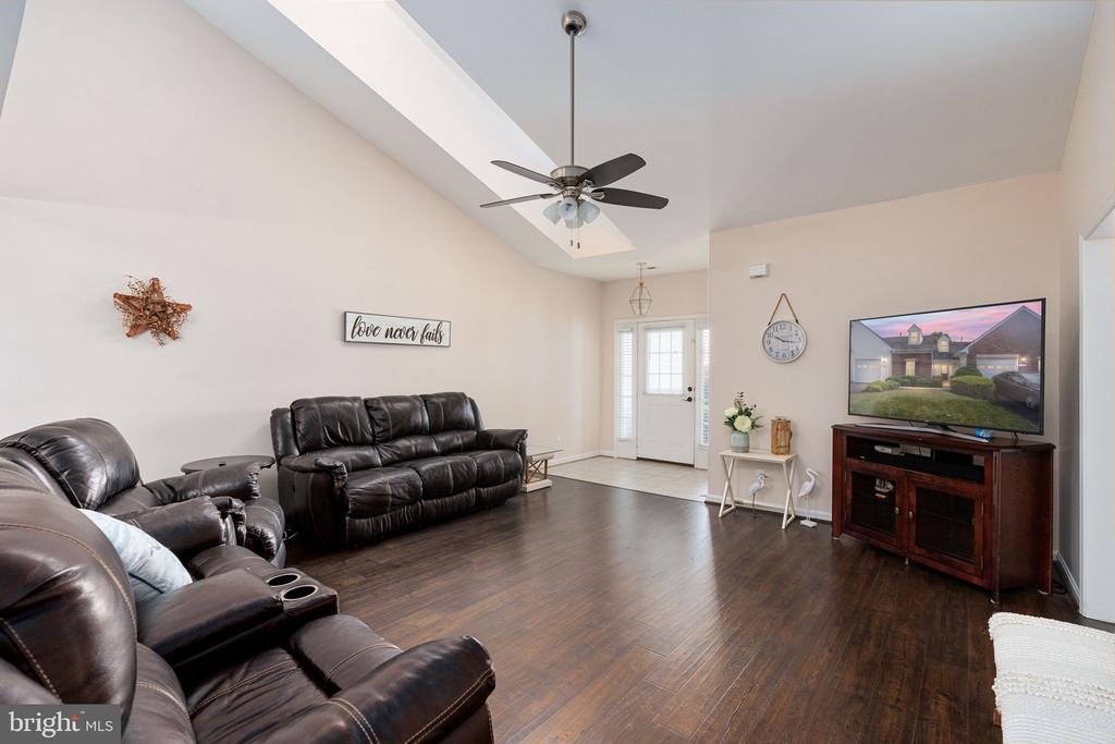 11313 MACON DR, FREDERICKSBURG, Virginia 22407, 2 Bedrooms Bedrooms, ,2 BathroomsBathrooms,Residential,11313 MACON DR,VASP2034678 MLS # VASP2034678