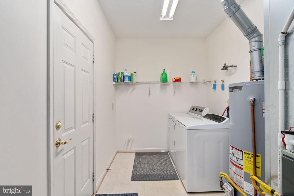11313 MACON DR, FREDERICKSBURG, Virginia 22407, 2 Bedrooms Bedrooms, ,2 BathroomsBathrooms,Residential,11313 MACON DR,VASP2034678 MLS # VASP2034678