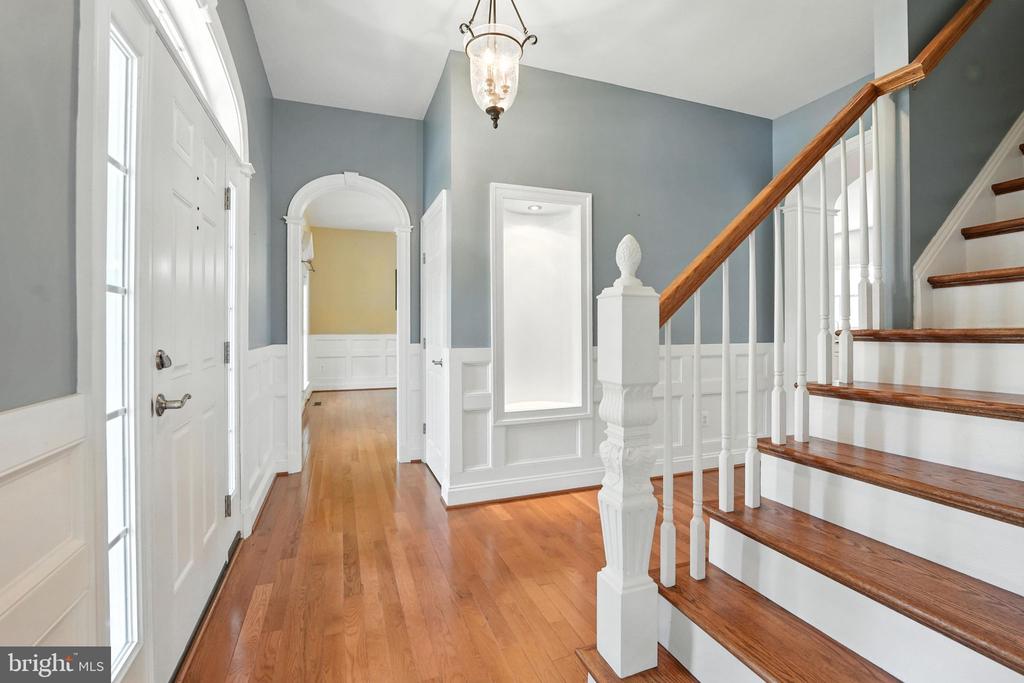 10512 CHATHAM RIDGE WAY, SPOTSYLVANIA, Virginia 22551, 5 Bedrooms Bedrooms, ,4 BathroomsBathrooms,Residential,10512 CHATHAM RIDGE WAY,VASP2034294 MLS # VASP2034294