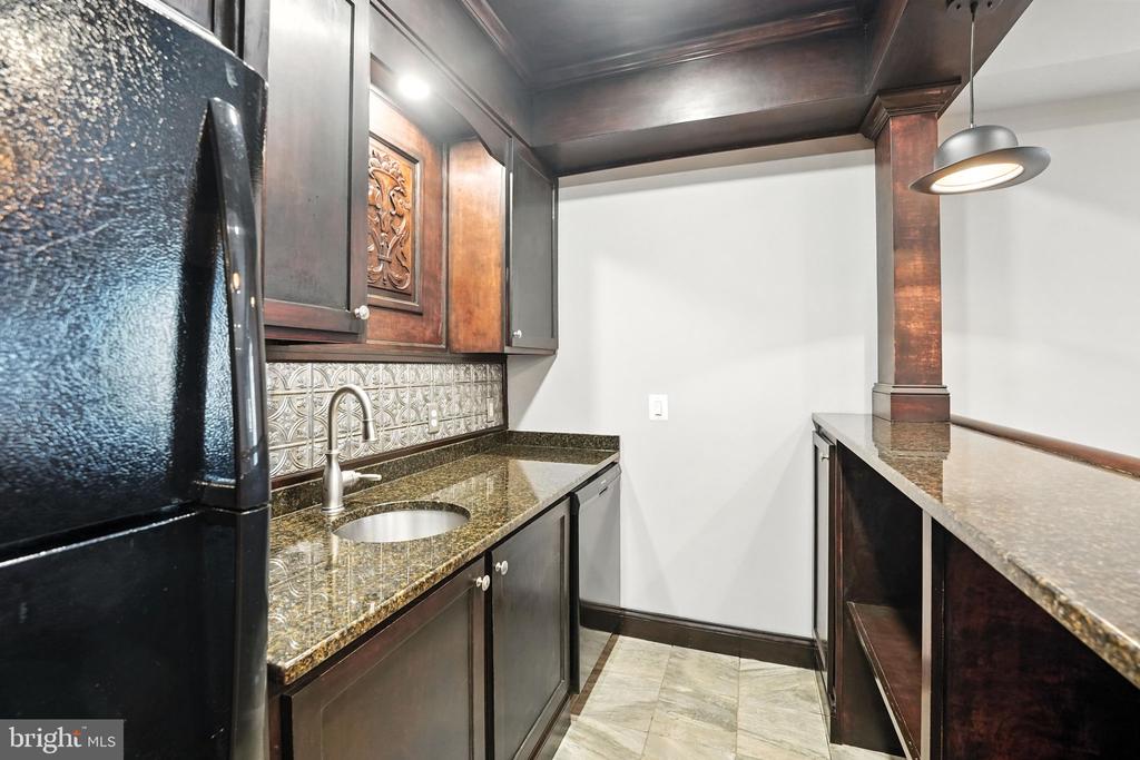 10512 CHATHAM RIDGE WAY, SPOTSYLVANIA, Virginia 22551, 5 Bedrooms Bedrooms, ,4 BathroomsBathrooms,Residential,10512 CHATHAM RIDGE WAY,VASP2034294 MLS # VASP2034294