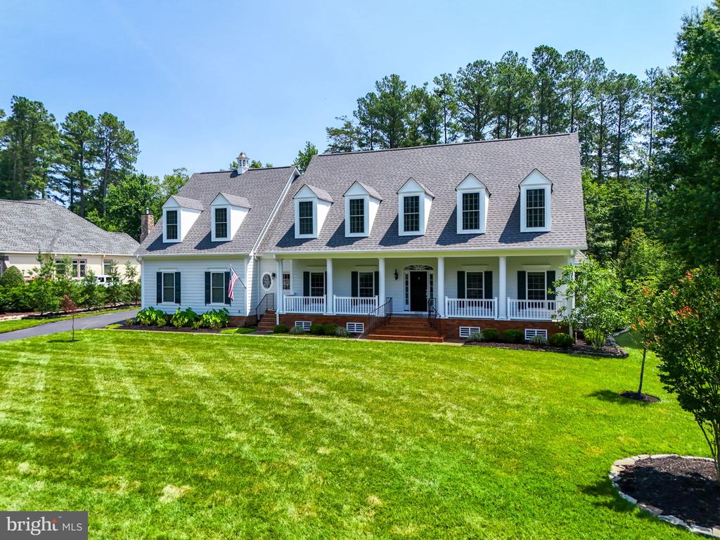 10512 CHATHAM RIDGE WAY, SPOTSYLVANIA, Virginia 22551, 5 Bedrooms Bedrooms, ,4 BathroomsBathrooms,Residential,10512 CHATHAM RIDGE WAY,VASP2034294 MLS # VASP2034294