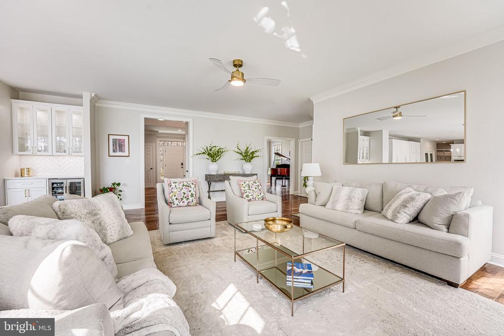 11304 CHIVALRY CHASE LN, SPOTSYLVANIA, Virginia 22551, 5 Bedrooms Bedrooms, ,4 BathroomsBathrooms,Residential,11304 CHIVALRY CHASE LN,VASP2034682 MLS # VASP2034682