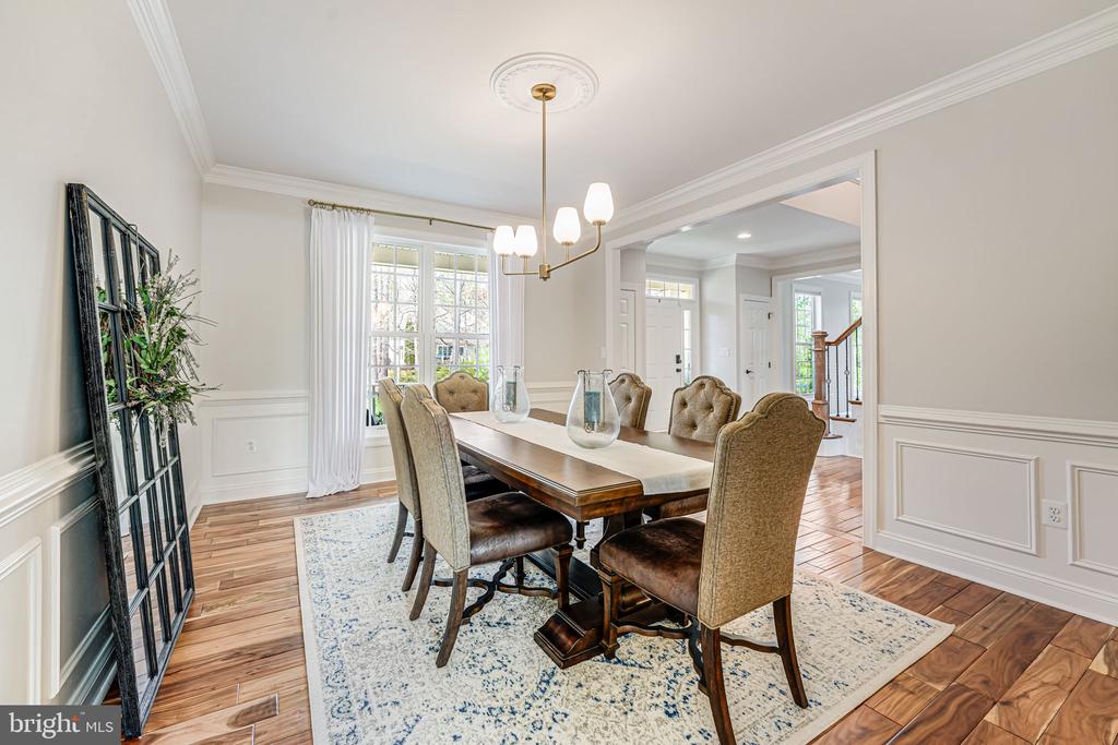 11304 CHIVALRY CHASE LN, SPOTSYLVANIA, Virginia 22551, 5 Bedrooms Bedrooms, ,4 BathroomsBathrooms,Residential,11304 CHIVALRY CHASE LN,VASP2034682 MLS # VASP2034682