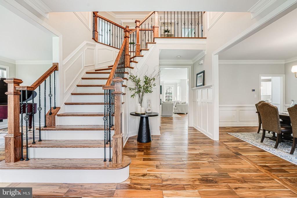 11304 CHIVALRY CHASE LN, SPOTSYLVANIA, Virginia 22551, 5 Bedrooms Bedrooms, ,4 BathroomsBathrooms,Residential,11304 CHIVALRY CHASE LN,VASP2034682 MLS # VASP2034682