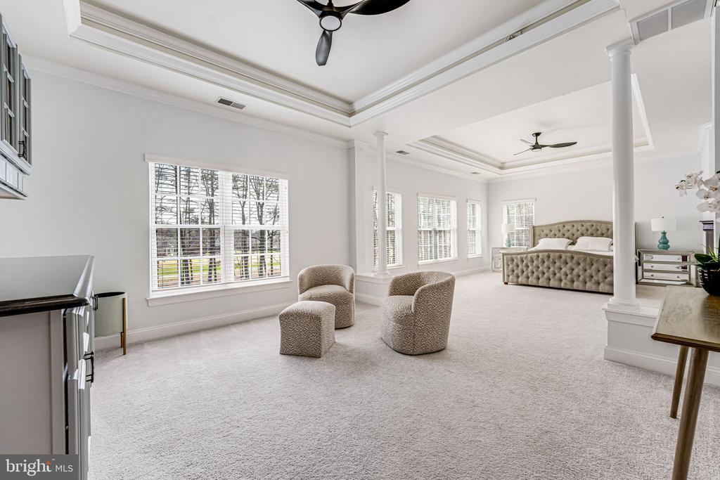 11304 CHIVALRY CHASE LN, SPOTSYLVANIA, Virginia 22551, 5 Bedrooms Bedrooms, ,4 BathroomsBathrooms,Residential,11304 CHIVALRY CHASE LN,VASP2034682 MLS # VASP2034682