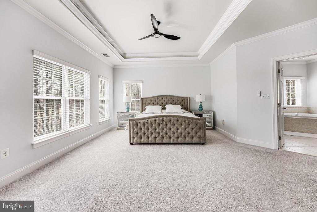 11304 CHIVALRY CHASE LN, SPOTSYLVANIA, Virginia 22551, 5 Bedrooms Bedrooms, ,4 BathroomsBathrooms,Residential,11304 CHIVALRY CHASE LN,VASP2034682 MLS # VASP2034682