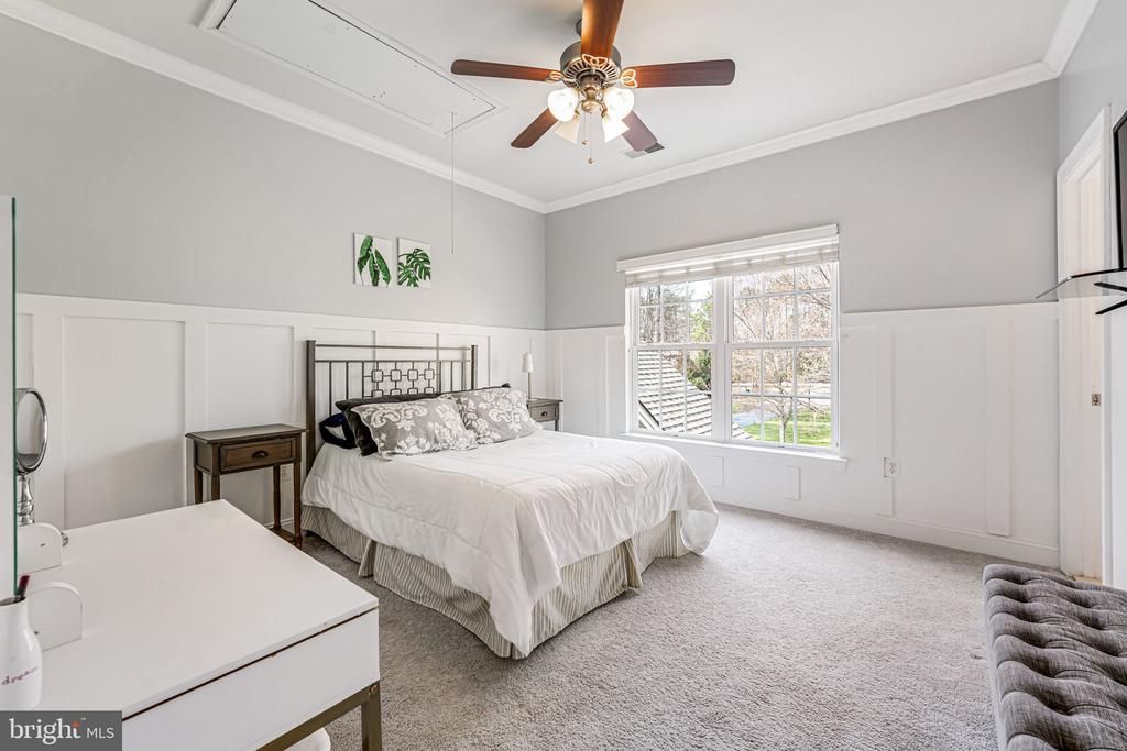 11304 CHIVALRY CHASE LN, SPOTSYLVANIA, Virginia 22551, 5 Bedrooms Bedrooms, ,4 BathroomsBathrooms,Residential,11304 CHIVALRY CHASE LN,VASP2034682 MLS # VASP2034682