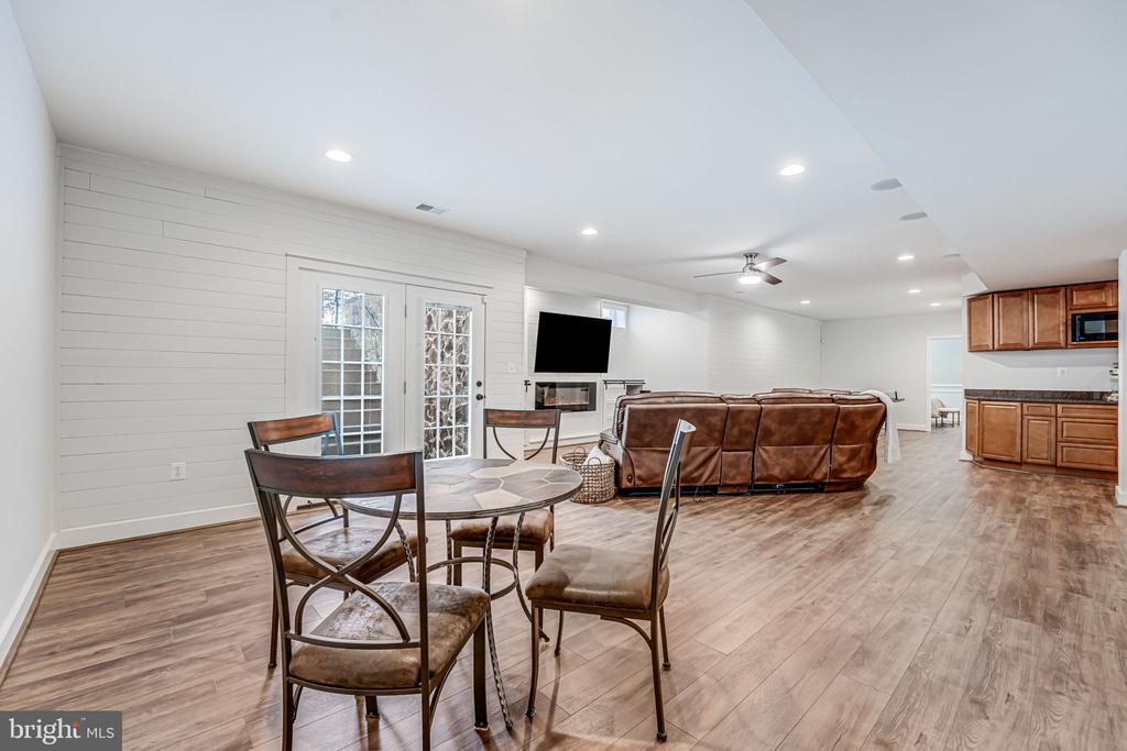 11304 CHIVALRY CHASE LN, SPOTSYLVANIA, Virginia 22551, 5 Bedrooms Bedrooms, ,4 BathroomsBathrooms,Residential,11304 CHIVALRY CHASE LN,VASP2034682 MLS # VASP2034682