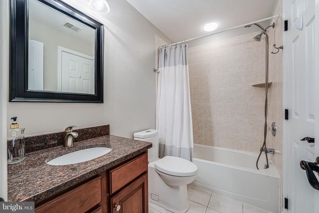 11304 CHIVALRY CHASE LN, SPOTSYLVANIA, Virginia 22551, 5 Bedrooms Bedrooms, ,4 BathroomsBathrooms,Residential,11304 CHIVALRY CHASE LN,VASP2034682 MLS # VASP2034682